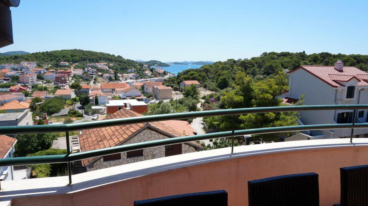Villa Dvorine Tisno Eksteriør billede