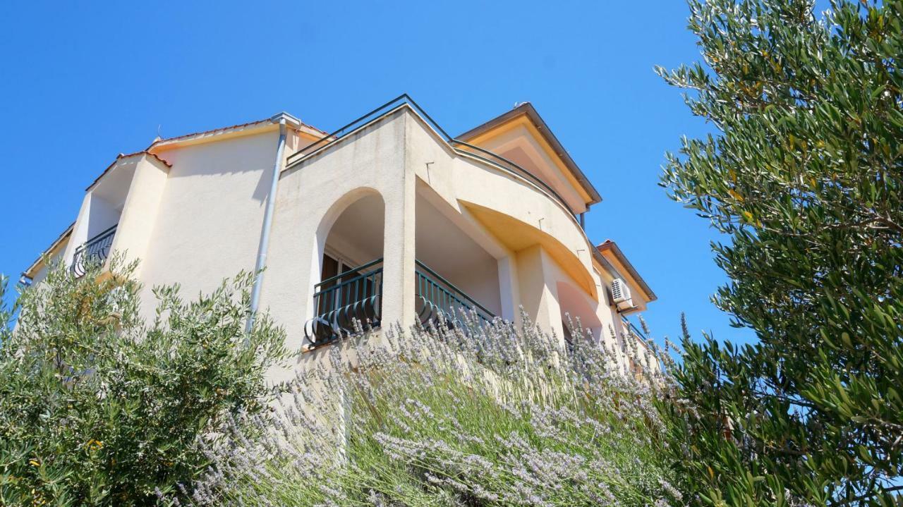 Villa Dvorine Tisno Eksteriør billede